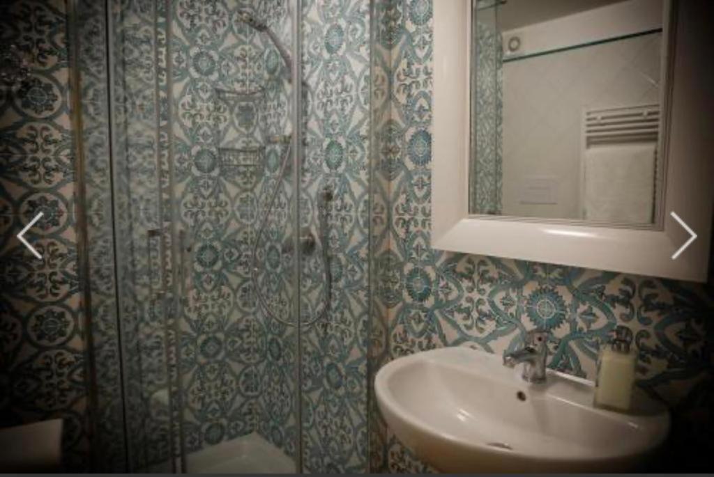 Bed and Breakfast Dimora Del Campo Charming House à Salernes Extérieur photo