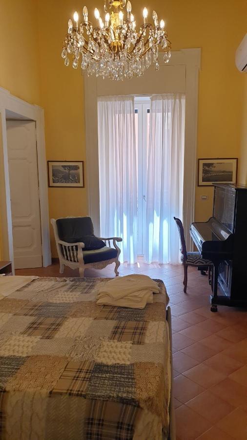 Bed and Breakfast Dimora Del Campo Charming House à Salernes Extérieur photo