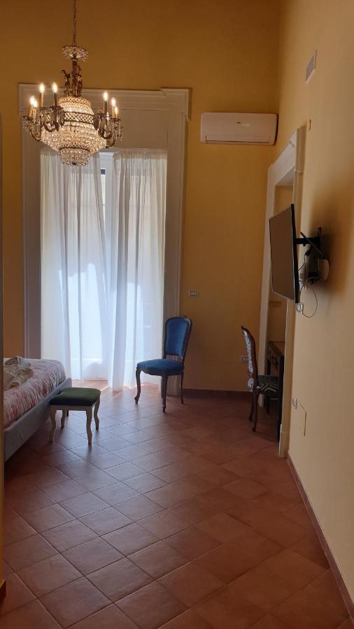 Bed and Breakfast Dimora Del Campo Charming House à Salernes Chambre photo
